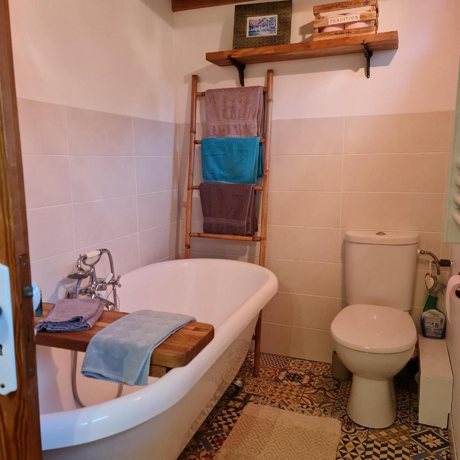 La Longere D'Ecottes Bed & Breakfast Licques Exterior photo