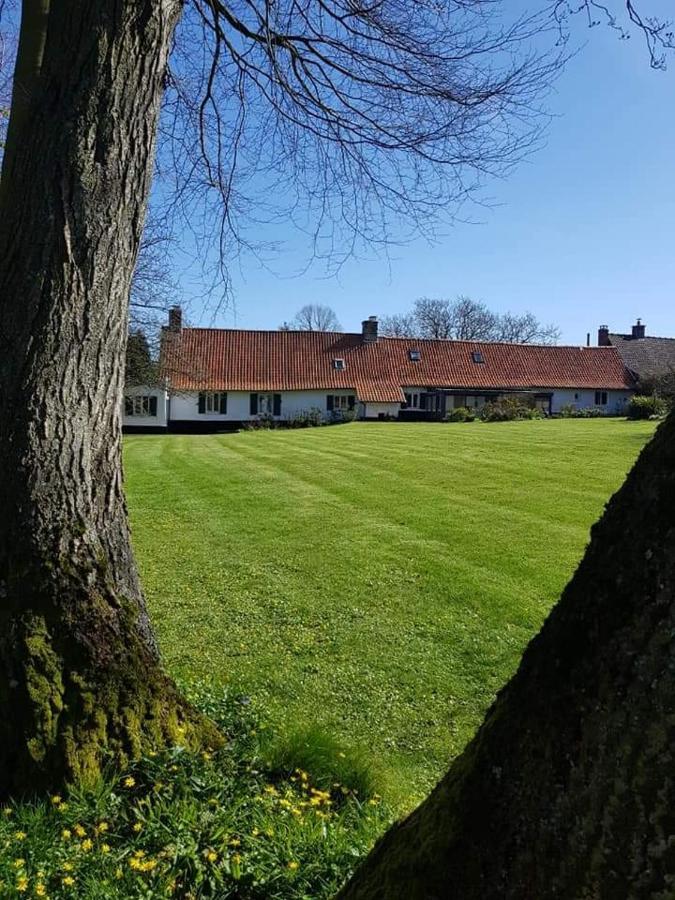 La Longere D'Ecottes Bed & Breakfast Licques Exterior photo